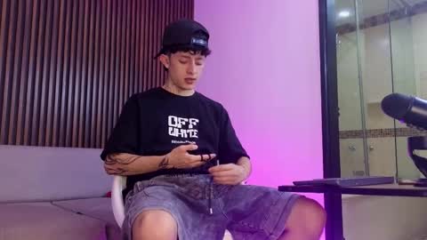 Troy online show from September 15, 7:47 pm