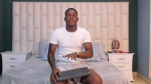 Troy Khalil online show from January 16, 9:30 pm