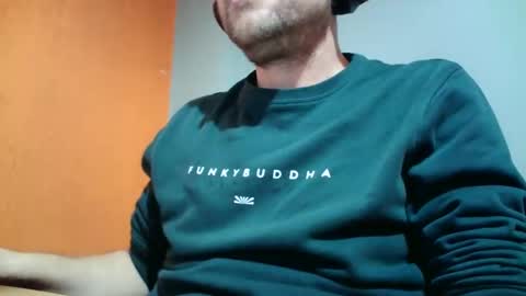 Snapshot of truble_78 chatting on February 26, 7:38 pm truble_78 online show from February 26, 7:38 pm