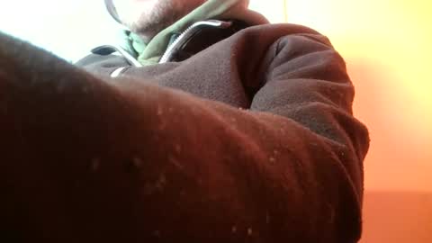 Snapshot of truble_again chatting on March 18, 1:47 pm truble_again online show from March 18, 1:47 pm