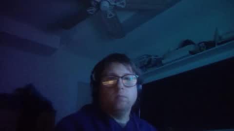 Snapshot of true_manofworth chatting on February 4, 7:25 am HandicappedLaugher online show from February 4, 7:25 am