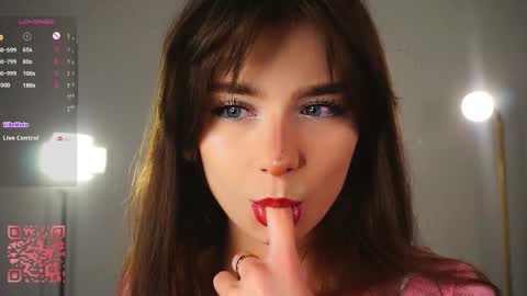 Snapshot of truegrace chatting on February 16, 10:06 pm Grace online show from February 16, 10:06 pm