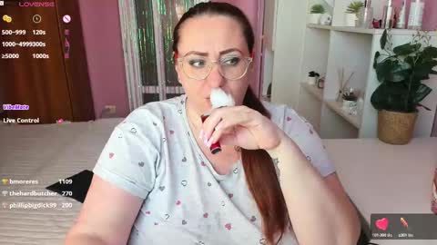 Adelle online show from March 7, 12:23 pm