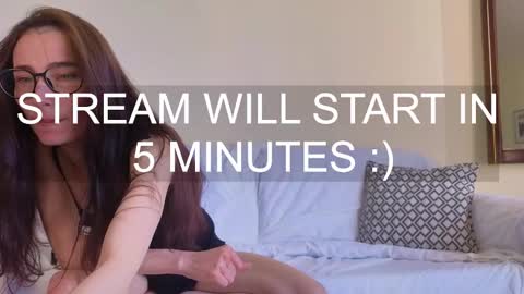 Snapshot of trying2fit chatting on March 2, 11:50 am trying2fit online show from March 2, 11:50 am