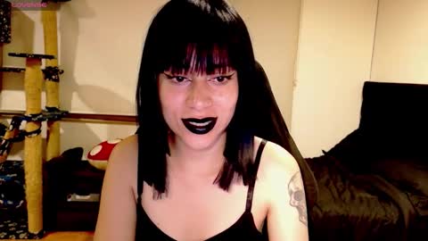 Snapshot of tryp666 chatting on September 22, 3:19 am Cait online show from September 22, 3:19 am