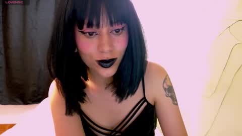 Snapshot of tryp666 chatting on March 2, 5:08 am Cait online show from March 2, 5:08 am