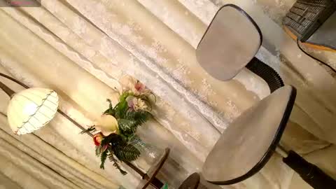 Chloe online show from July 18, 11:47 am