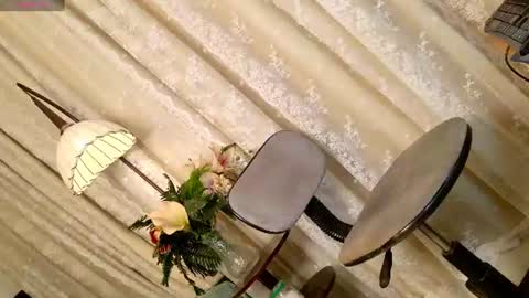 Chloe online show from July 28, 1:54 pm