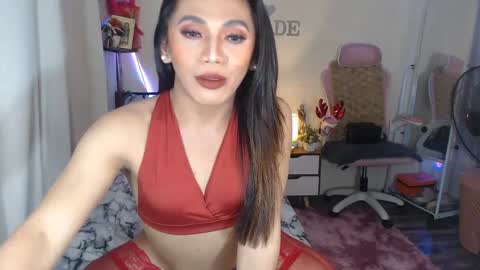 Jade online show from December 8, 2:28 am