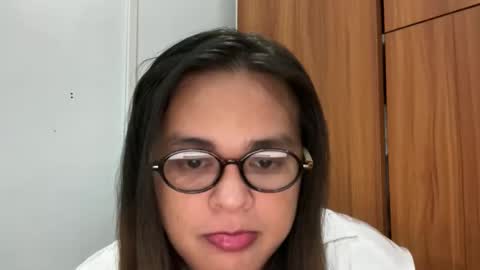 YANNY online show from April 8, 8:42 pm