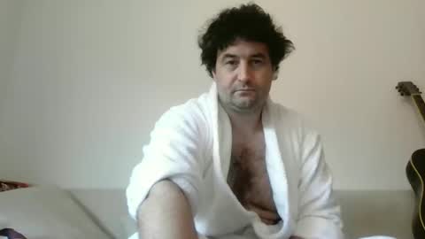 Snapshot of tsartan111 chatting on October 29, 9:22 am tsartan111 online show from October 29, 9:22 am