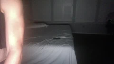 tscarlahdez online show from September 26, 5:22 am