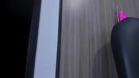 Snapshot of tsdannacoxx chatting on June 5, 11:21 pm dannacoxx online show from June 5, 11:21 pm
