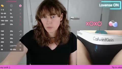 Snapshot of tsellieryder chatting on February 16, 2:07 am Ellie Ryder online show from February 16, 2:07 am