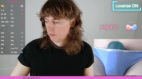 Snapshot of tsellieryder chatting on March 15, 8:26 pm Ellie Ryder online show from March 15, 8:26 pm
