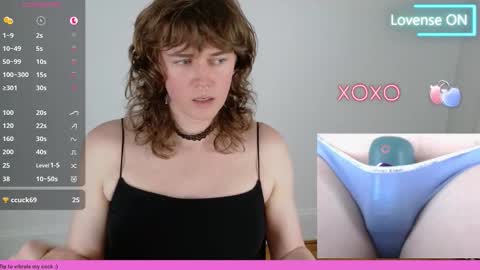 Snapshot of tsellieryder chatting on March 25, 10:49 pm Ellie Ryder online show from March 25, 10:49 pm
