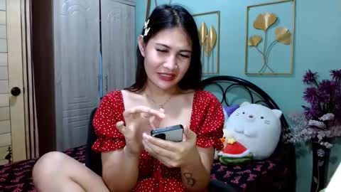 SHENA  online show from December 12, 8:32 pm