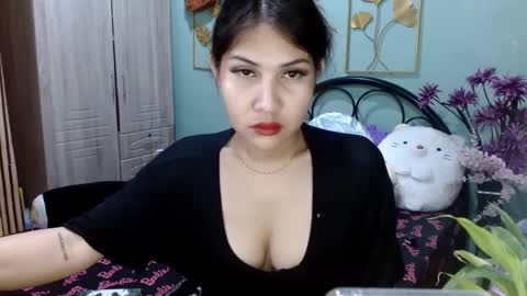 SHENA  online show from January 4, 8:37 pm