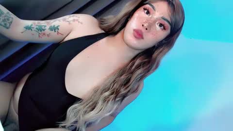 Julian online show from February 22, 6:52 pm