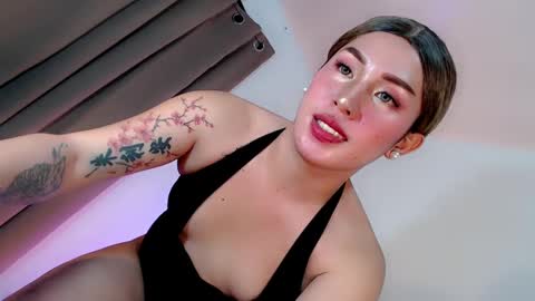 Julian online show from March 11, 5:57 pm