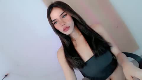 Snapshot of tsgirl_kathalina chatting on April 7, 9:59 pm tsgirl_kathalina online show from April 7, 9:59 pm