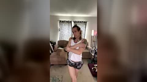 tsgoddessleora online show from July 3, 7:53 pm