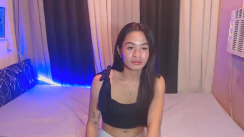 KATH DONT FORGET TO FOLLOW ME online show from October 25, 6:46 pm