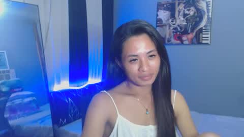 KATH DONT FORGET TO FOLLOW ME online show from March 19, 2:21 pm