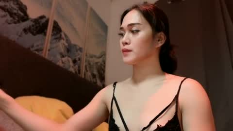 Snapshot of tsnathaliasilvana chatting on June 17, 12:40 pm Bella Ratbu online show from June 17, 12:40 pm