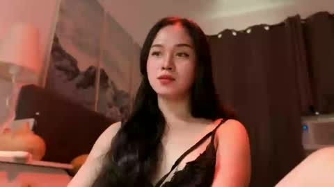 Snapshot of tsnathaliasilvana chatting on July 7, 1:19 am Bella Ratbu online show from July 7, 1:19 am