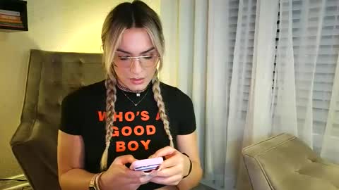 tsprinces online show from December 5, 1:25 am