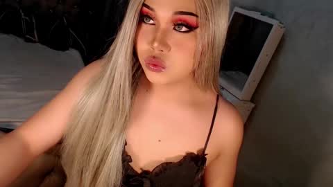 jayvie online show from October 27, 6:23 pm