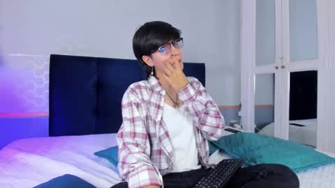 Maru online show from October 4, 8:07 pm