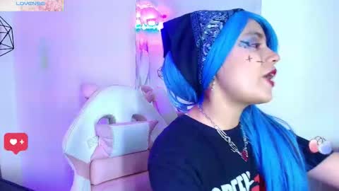 Snapshot of tsuki_nekoo chatting on November 22, 2:32 am Tsukineko online show from November 22, 2:32 am