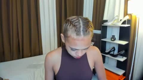 tsuncutmargauxx online show from December 5, 9:51 am