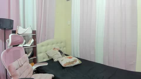 Snapshot of tsuncutrhein chatting on September 12, 7:03 pm tsuncutrhein online show from September 12, 7:03 pm