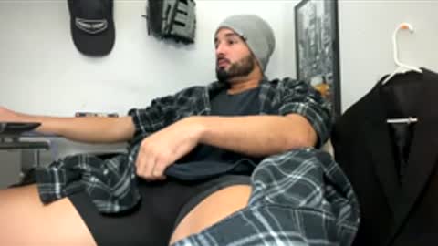 Snapshot of tuamante000 chatting on November 25, 1:38 am Stimulation make me Cum in Public or in Pvt online show from November 25, 1:38 am