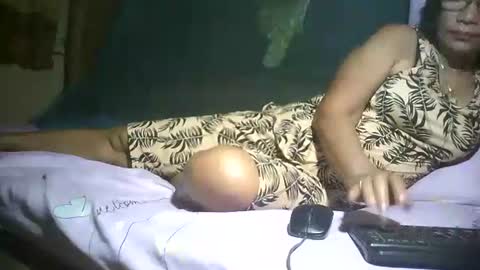 Snapshot of tuchmegently chatting on January 11, 9:15 pm Mae online show from January 11, 9:15 pm