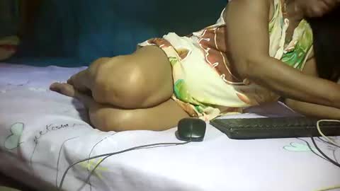 Snapshot of tuchmegently chatting on February 6, 11:26 pm Mae online show from February 6, 11:26 pm