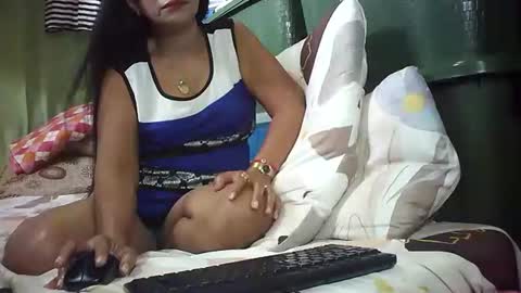 Snapshot of tuchmegently chatting on September 13, 11:26 pm Mae online show from September 13, 11:26 pm