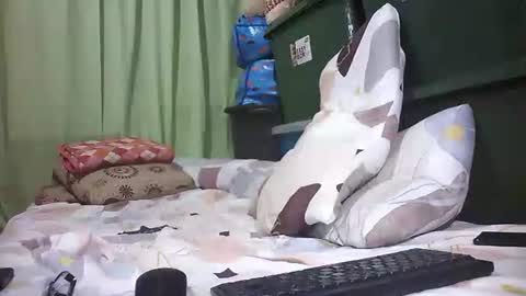 Snapshot of tuchmegently chatting on September 16, 9:27 pm Mae online show from September 16, 9:27 pm