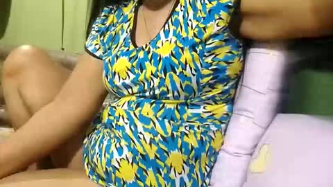 Snapshot of tuchmegently chatting on December 4, 9:12 pm Mae online show from December 4, 9:12 pm