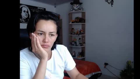 tucomplic69 online show from April 19, 2:16 pm