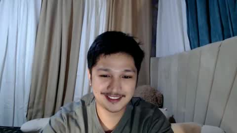 Snapshot of tuling1 chatting on January 13, 3:06 pm tuling1 online show from January 13, 3:06 pm