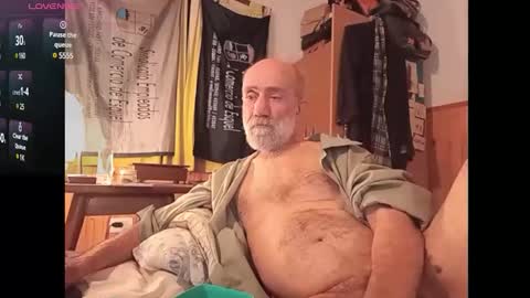 Snapshot of tupapifacu chatting on February 27, 12:21 am Papi Facu online show from February 27, 12:21 am