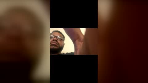 Snapshot of tupapiporvida chatting on March 29, 3:28 am tupapiporvida online show from March 29, 3:28 am