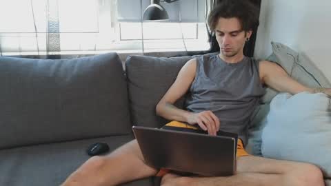 Snapshot of tusugeo chatting on June 9, 11:00 am Tony Tusugo online show from June 9, 11:00 am