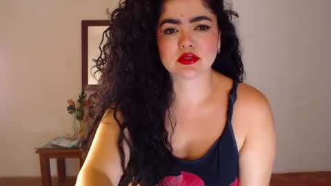 Snapshot of tuti_sex chatting on July 2, 4:18 am tuti online show from July 2, 4:18 am