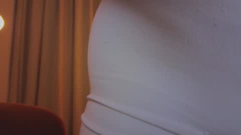 Ariana online show from February 3, 8:36 pm