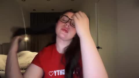 Ariana online show from May 28, 8:28 pm